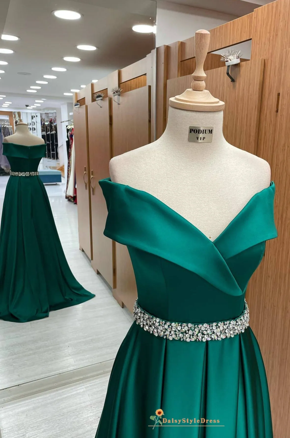 A line Off Shoulder Sleeve Green Prom Dress