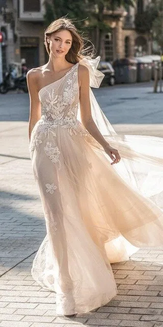Beach Wedding Dress A Line Sleeveless Sexy Tulle Skirt