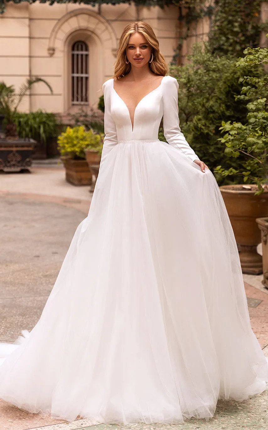 Elegant Ball gown V-neck Satin Chapel Train Wedding Dress with Ruching-716082