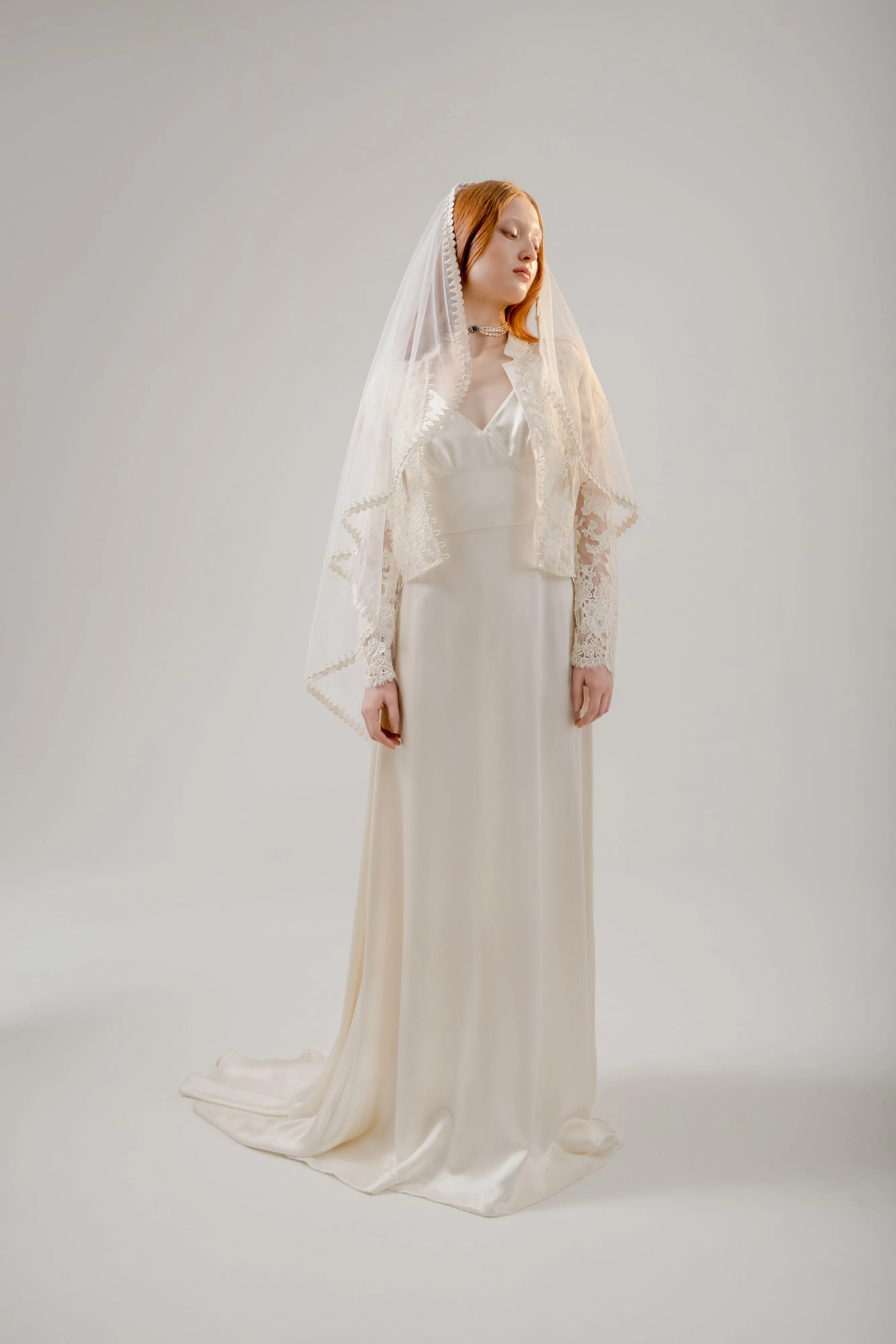 Jorie Heart Shape Veil